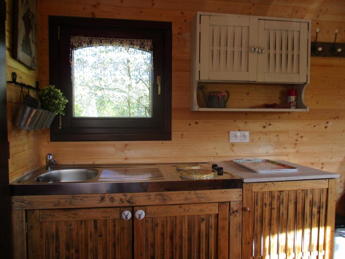 Châtillon-sur-Marne Roulotte Panoramique Du Moulin Bed & Breakfast エクステリア 写真